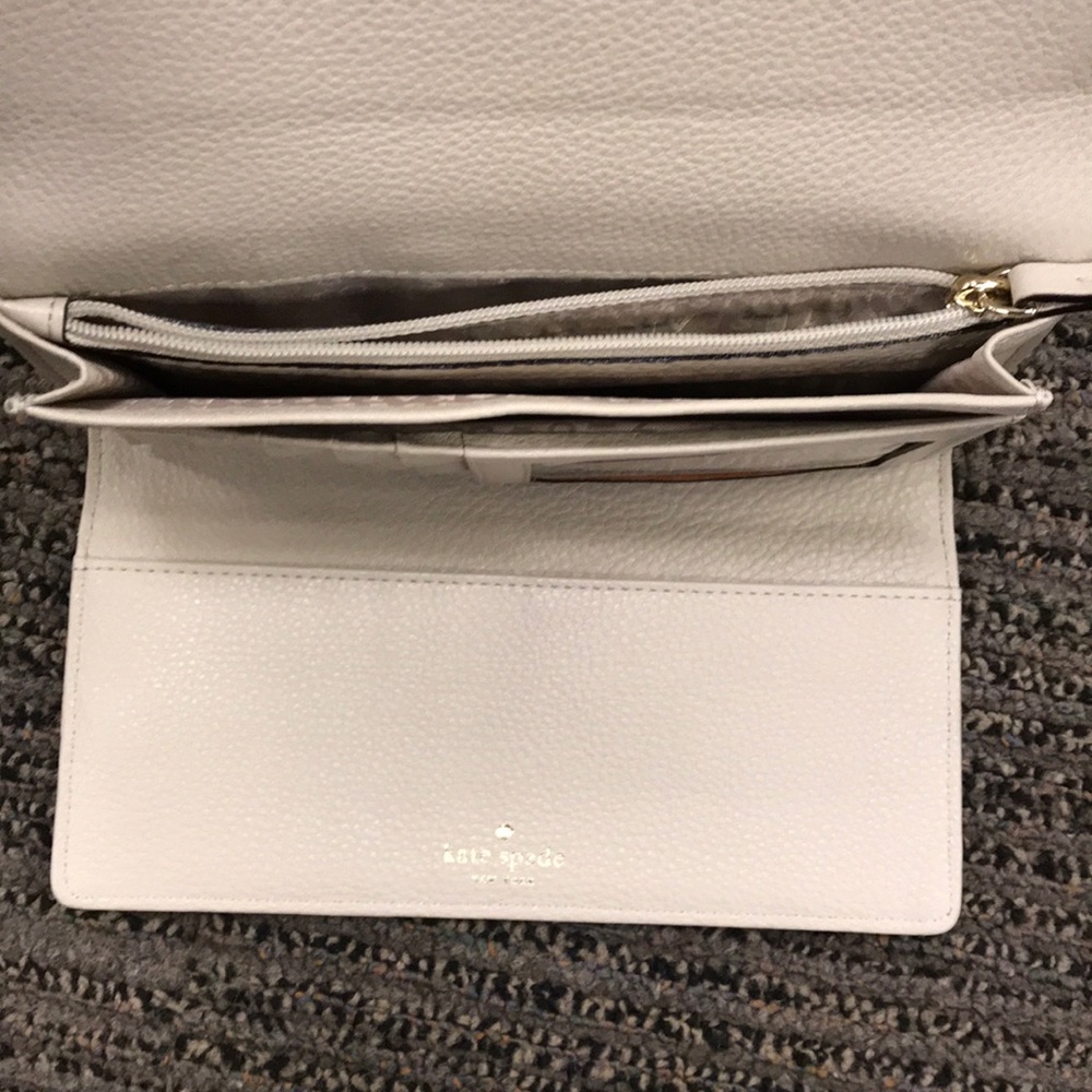 Kate Spade Tri Fold Wallet - Light Tan Beige - Picture 4 of 4